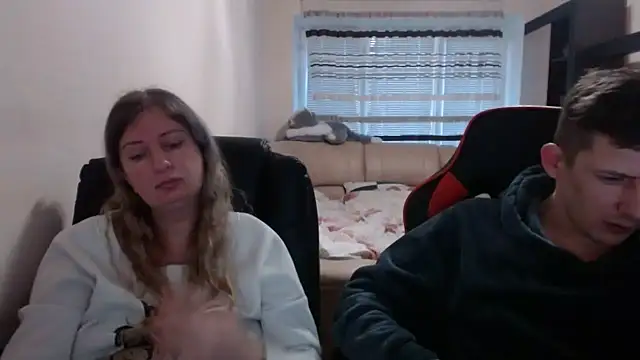 PeterAndJen online show from 12, 3, 2025