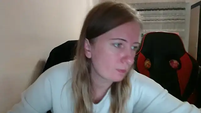 PeterAndJen online show from 5, 10, 2025