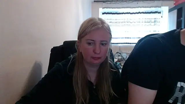 PeterAndJen online show from 25, 4, 2026