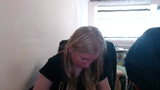 PeterAndJen online show from 17, 5, 2026