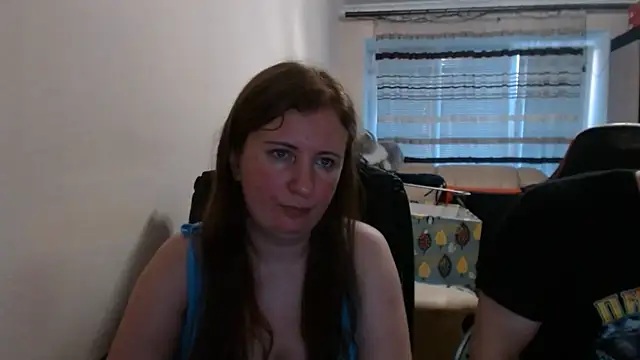 Snapshot of PeterAndJen chatting on 3, 7, 2026 PeterAndJen online show from 3, 7, 2026