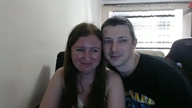Snapshot of PeterAndJen chatting on 4, 7, 2026 PeterAndJen online show from 4, 7, 2026