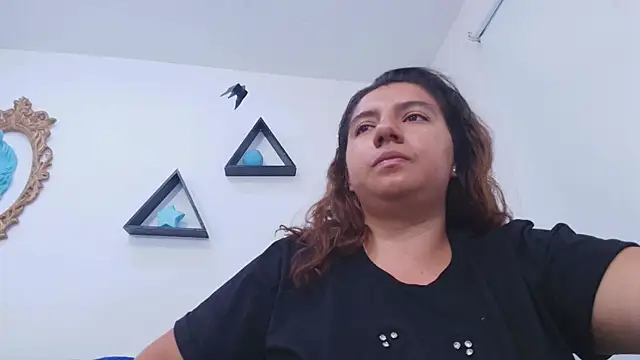 Snapshot of timkerbell_ chatting on 10, 11, 2025 timkerbell online show from 10, 11, 2025