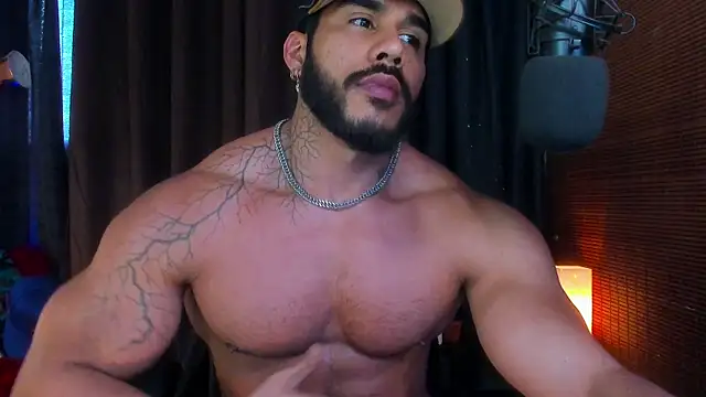 Snapshot of Artemis_Kazttman chatting on 19, 2, 2025 Artemis Kazttman online show from 19, 2, 2025