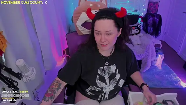 JennKenobi online show from 3, 11, 2025