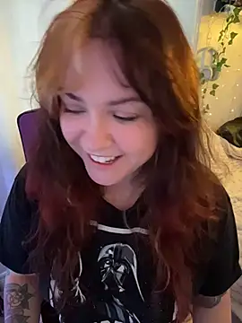 JennKenobi online show from 10, 7, 2026