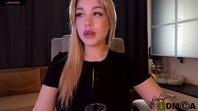 Snapshot of ariashaa chatting on 6, 5, 2026 ariashaa online show from 6, 5, 2026