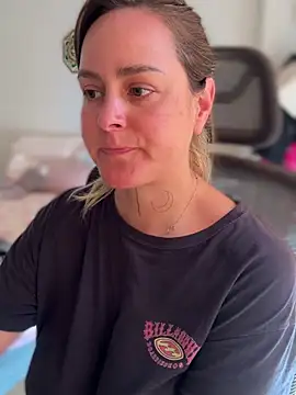 Snapshot of misslulipop chatting on 8, 3, 2025 misslulipop online show from 8, 3, 2025