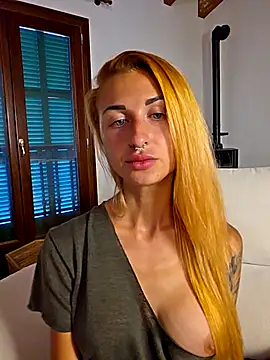 Snapshot of kylie_blck chatting on 14, 9, 2025 kylie blck online show from 14, 9, 2025