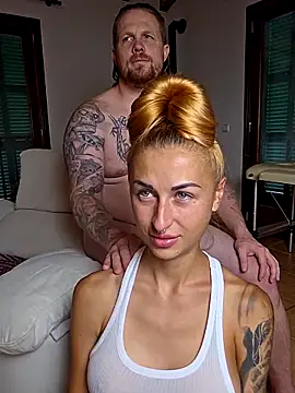 Snapshot of kylie_blck chatting on 25, 9, 2025 kylie blck online show from 25, 9, 2025