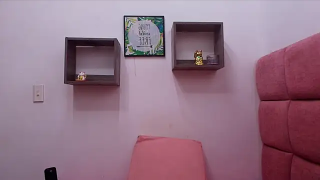 lorrayne  online show from 5, 2, 2025