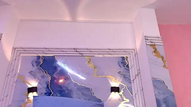 lorrayne  online show from 7, 10, 2025