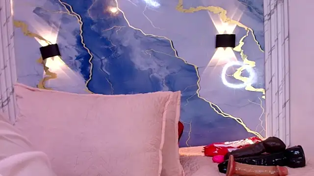 lorrayne  online show from 8, 10, 2025