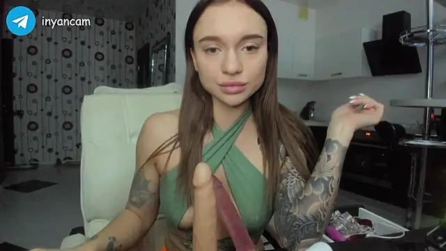 Snapshot of _in_yan chatting on 27, 1, 2025  in yan online show from 27, 1, 2025