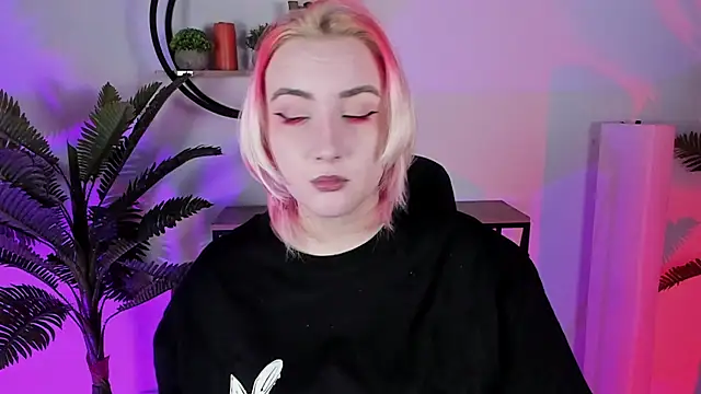 AsheLucker online show from 16, 2, 2025