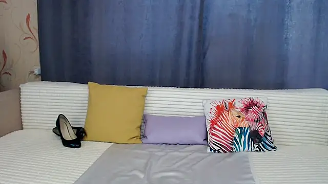 Snapshot of Emilyzest777 chatting on 3, 2, 2025 Emilyzest777 online show from 3, 2, 2025