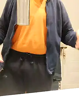 Snapshot of Einhorn527 chatting on 12, 12, 2024 Einhorn527 online show from 12, 12, 2024