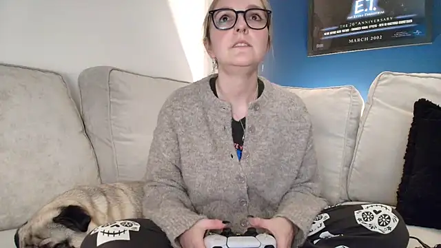 short sweetpea online show from 25, 9, 2025