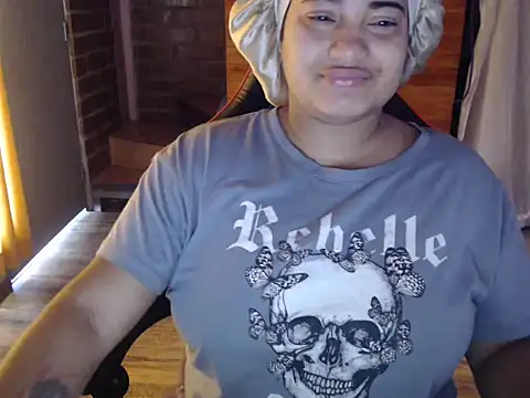 Snapshot of Hilarybunnyy chatting on 23, 3, 2026 Hilarybunnyy online show from 23, 3, 2026