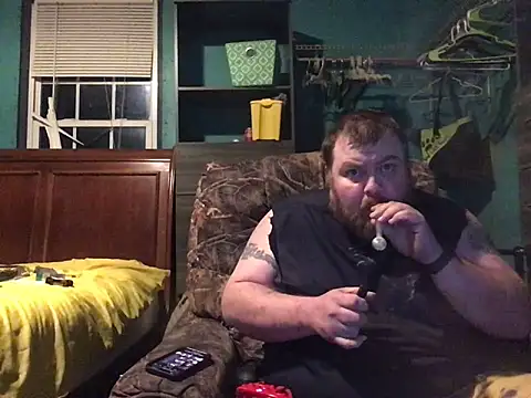 Snapshot of fatdickdaddy448 chatting on 13, 12, 2024 fatdickdaddy448 online show from 13, 12, 2024