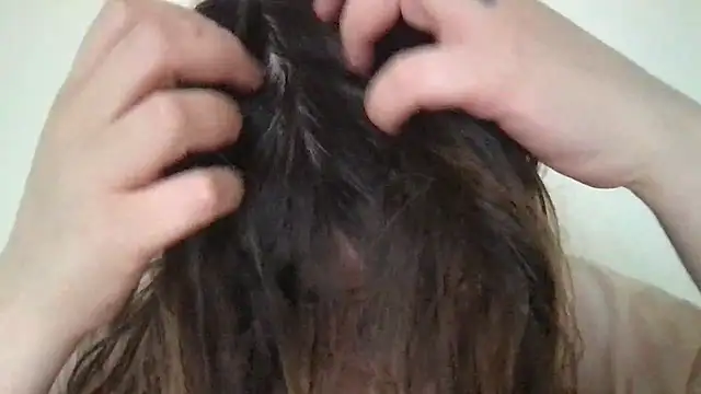 Snapshot of HYPHYtype chatting on 25, 2, 2025 HYPHYtype online show from 25, 2, 2025