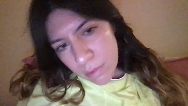 Snapshot of HYPHYtype chatting on 4, 3, 2025 HYPHYtype online show from 4, 3, 2025