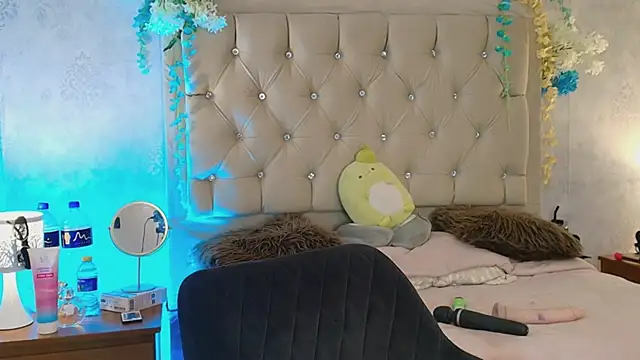 nini love01 online show from 23, 1, 2025
