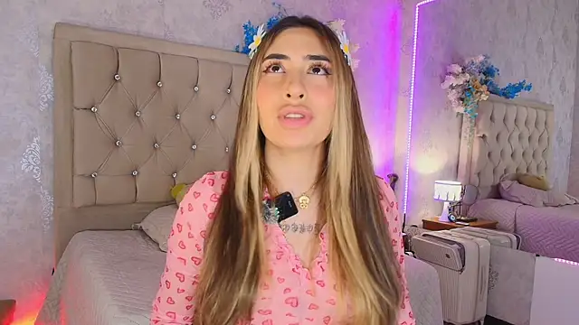 nini love01 online show from 18, 5, 2026