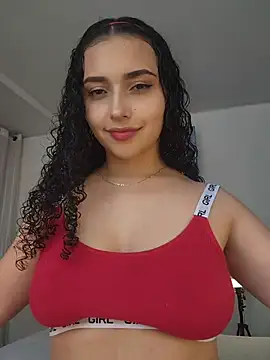 Snapshot of Lucy_Marin chatting on 9, 1, 2026 Lucy Marin online show from 9, 1, 2026