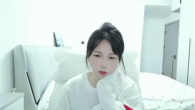 Sunset glow online show from 6, 11, 2025