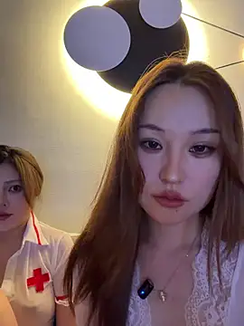 Snapshot of sphynx-_- chatting on 8, 11, 2025 sphynx- - online show from 8, 11, 2025