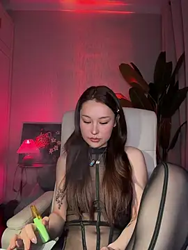 Snapshot of sphynx-_- chatting on 29, 11, 2025 sphynx- - online show from 29, 11, 2025