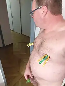 Snapshot of slavedh chatting on 14, 10, 2025 slavedh online show from 14, 10, 2025