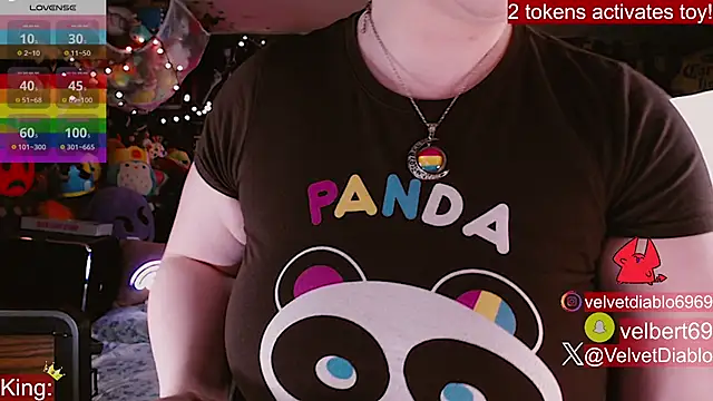 Snapshot of VelvetDiablo chatting on 24, 6, 2026 VelvetDiablo online show from 24, 6, 2026