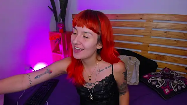 Snapshot of MaryJaneDove chatting on 26, 2, 2025 MaryJaneDove online show from 26, 2, 2025