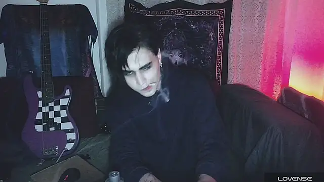 sademobeer online show from 4, 12, 2025