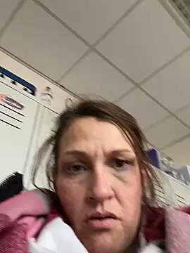 Snapshot of CherrysWetCam chatting on 23, 12, 2025 CherrysWetCam online show from 23, 12, 2025