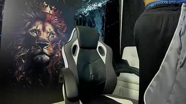 Snapshot of litoxx_cass chatting on 29, 10, 2025 litoxx cass online show from 29, 10, 2025