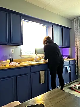 Snapshot of Nikkierosee chatting on 12, 11, 2025 Nikkierosee online show from 12, 11, 2025