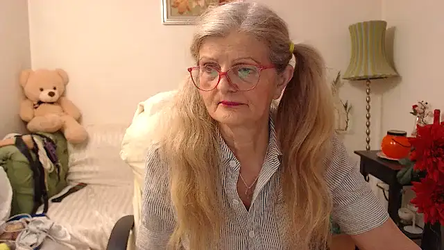 Snapshot of BlairFort chatting on 15, 11, 2025 BlairFort online show from 15, 11, 2025