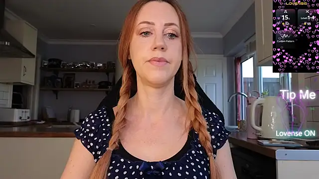 Snapshot of stripmequick chatting on 3, 3, 2026 stripmequick online show from 3, 3, 2026