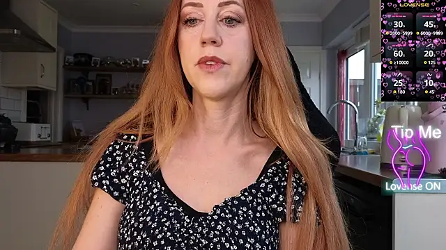 Snapshot of stripmequick chatting on 12, 3, 2026 stripmequick online show from 12, 3, 2026