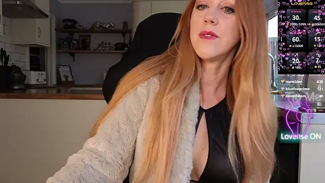 Snapshot of stripmequick chatting on 11, 5, 2026 stripmequick online show from 11, 5, 2026