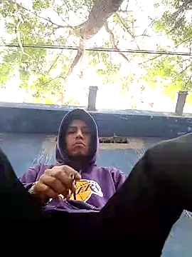 AlexAlejandro13 online show from 1, 1, 2025