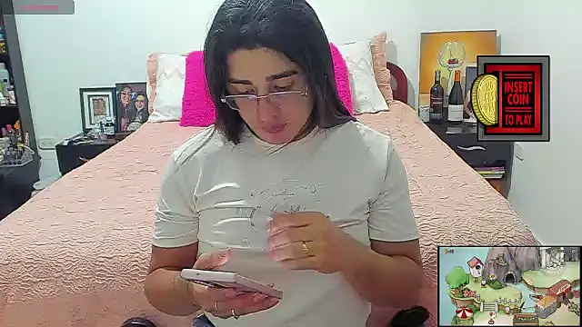 Snapshot of Khalifa_Gold chatting on 16, 12, 2024 Khalifa Gold online show from 16, 12, 2024
