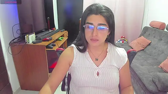 Snapshot of Khalifa_Gold chatting on 21, 3, 2025 Khalifa Gold online show from 21, 3, 2025
