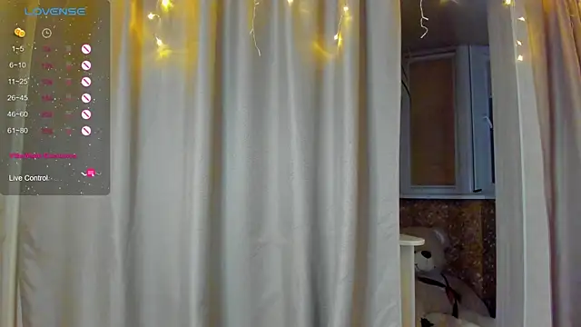 Snapshot of Bella_Foryou chatting on 29, 1, 2025 Bella Foryou online show from 29, 1, 2025