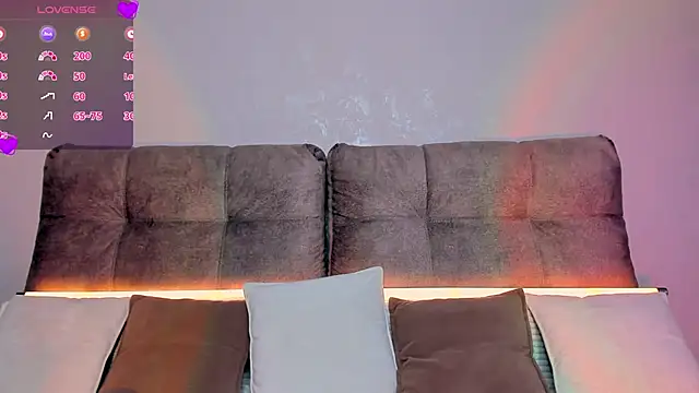 AriellaTesk online show from 5, 3, 2025