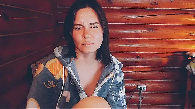 Snapshot of Platina_Fox chatting on 24, 10, 2025 Platina Fox online show from 24, 10, 2025