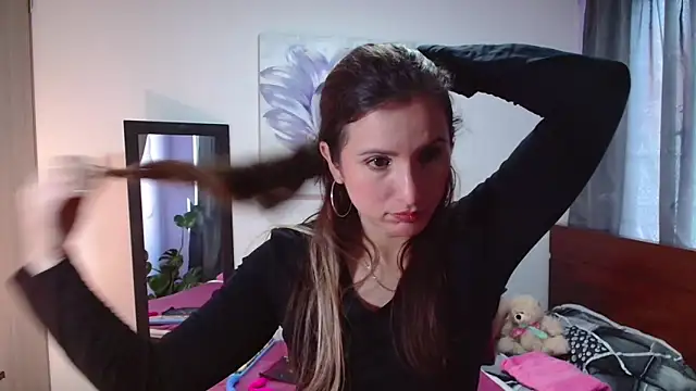 Snapshot of vanessabrown_ chatting on 19, 2, 2025 vanessabrown online show from 19, 2, 2025
